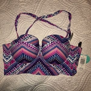NWT Torrid bikini swim top - size 2 (18/20W)
